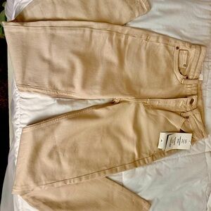 H&M Slim Straight Ultra High Waist size: 0
Never Worn